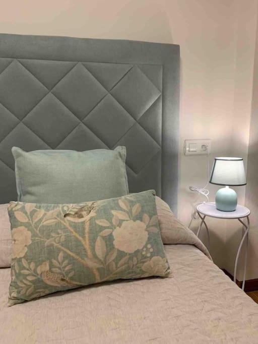 Apartamento Oviedo Parque Del Oeste מראה חיצוני תמונה