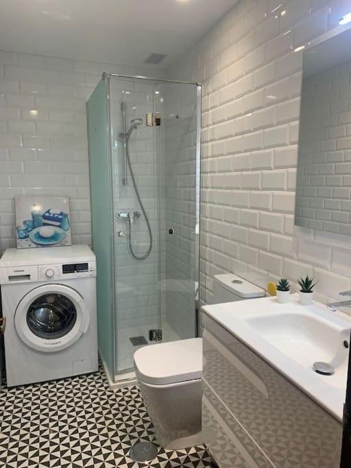 Apartamento Oviedo Parque Del Oeste מראה חיצוני תמונה