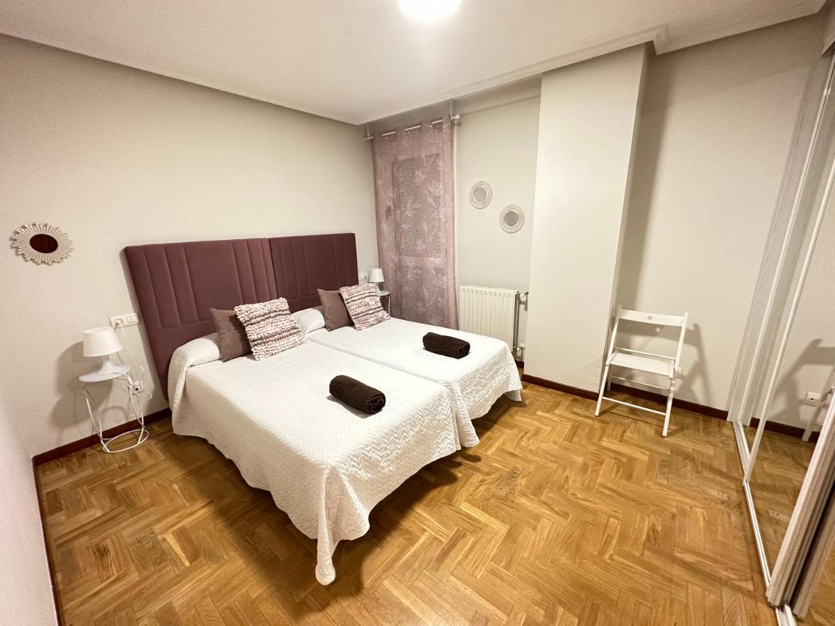 Apartamento Oviedo Parque Del Oeste מראה חיצוני תמונה